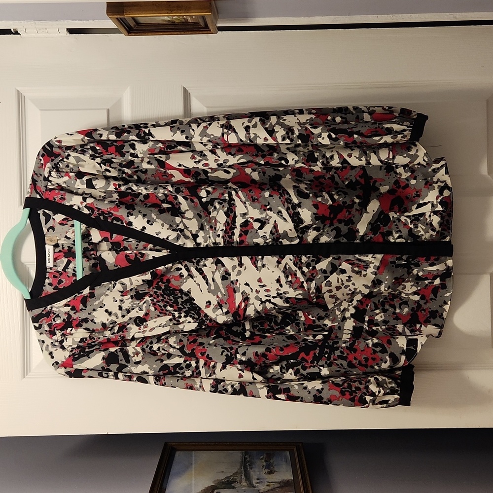 DKNYC blouse